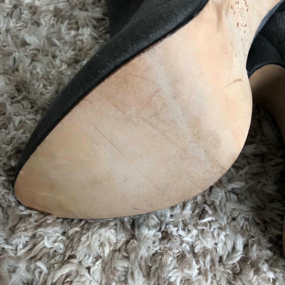 Heeled Booties - Picture 3 of 6